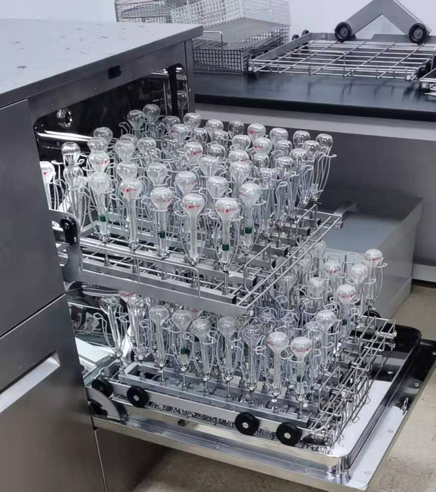 一位實驗室自動洗瓶機用戶自述，為什么選擇喜瓶者？